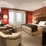 & Golfresort Weimarer Land 5*