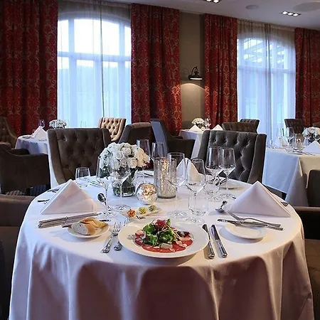 & Golfresort Weimarer Land Otel